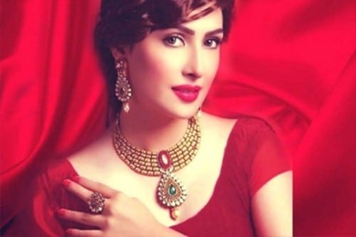 Beautiful Pakistani Girls Wallpapers: Hot Girls Pictures