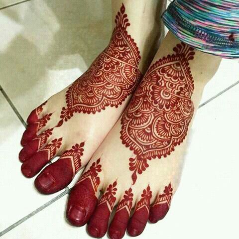 Mehndi Designs For Eid-Hands and Feet