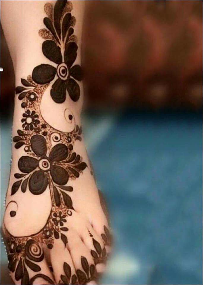 Mehndi-Designs-For-Eid-Daytimes-17