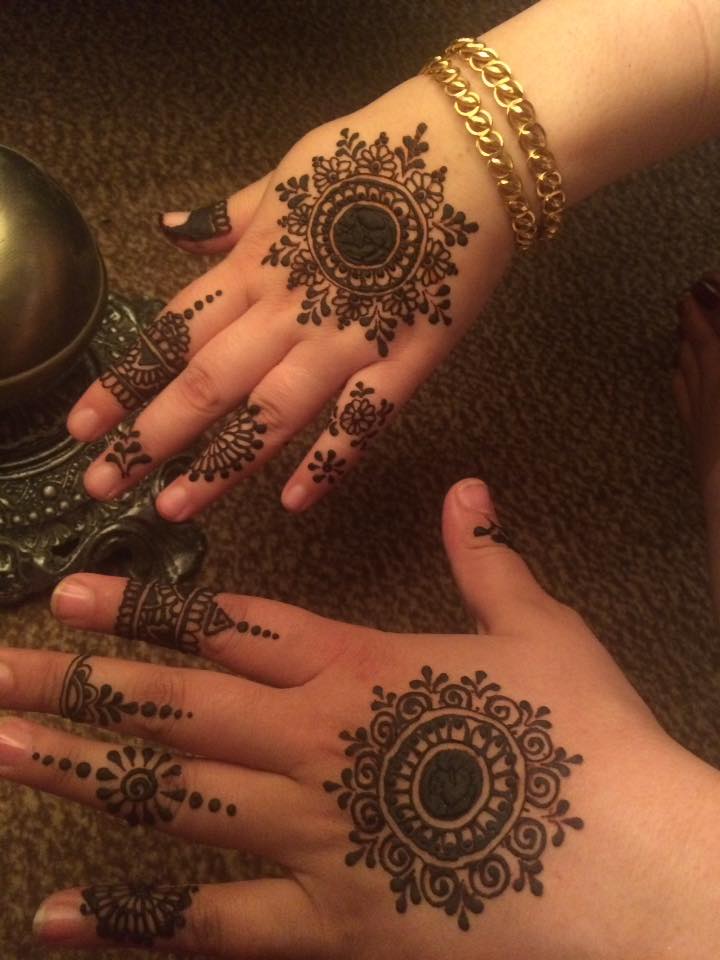 Latest-Mehndi-Designs-For-Eid-Daytimes-20