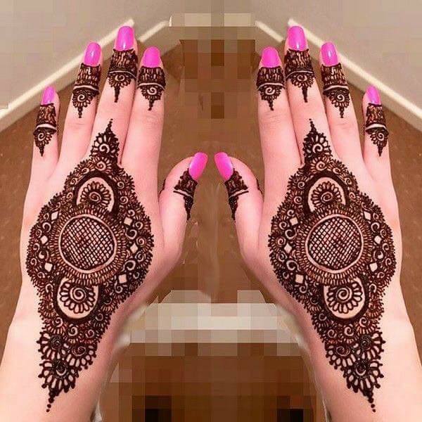 Latest-Mehndi-Designs-For-Eid-Daytimes-28