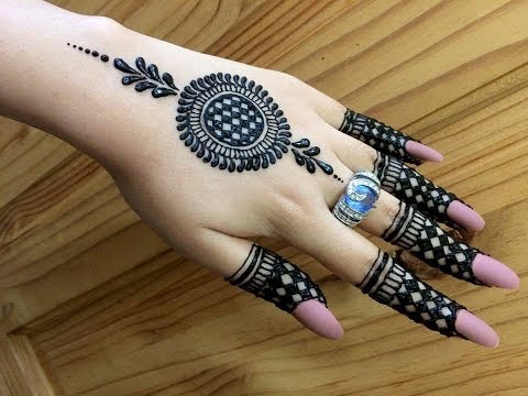 Mehndi Designs For Eid Hands and Feet