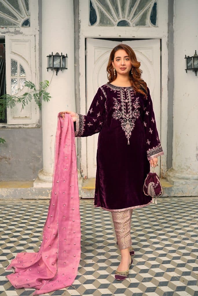 Pakistani Velvet Dresses Designs and Latest Trends